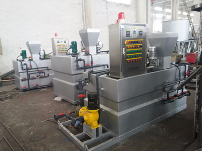 全自动加药装置